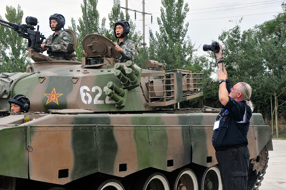 小米手环实拍高清图 防水级别达IP67