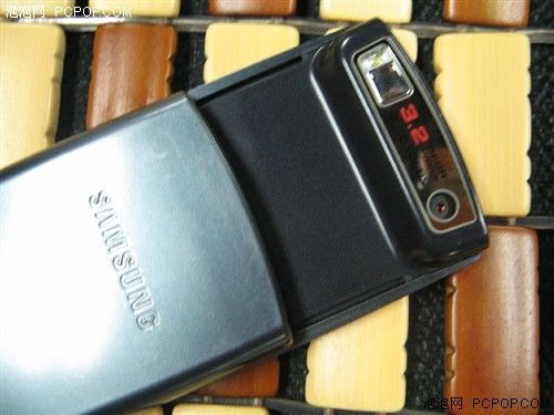 行货狠降800元 三星超薄U608最低价2950 (2)
