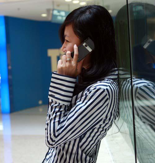 <em>丝袜诱惑</em> 征服<em>美女</em>的手机 (4)--手机频道--人民网